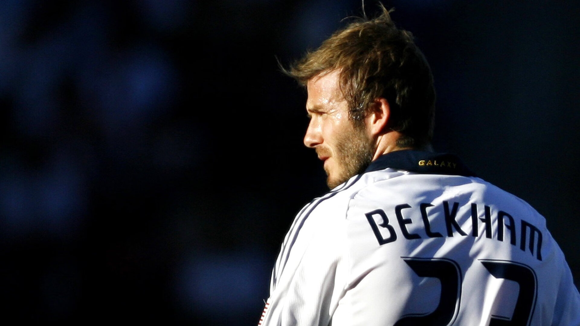 北欧寒冰与永恒之城的较量，法比尼奥一锤定音展现现代中场核心价值