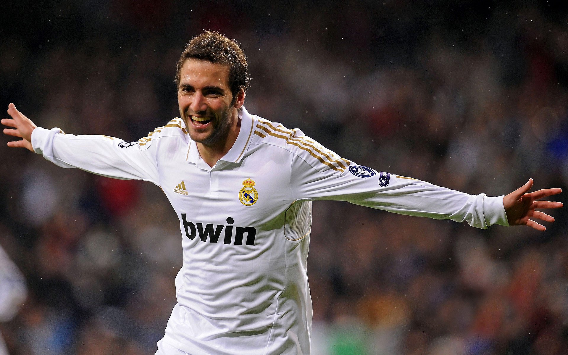 波斯铁骑难撼斗牛士,恩佐攻防两端统治成胜负关键